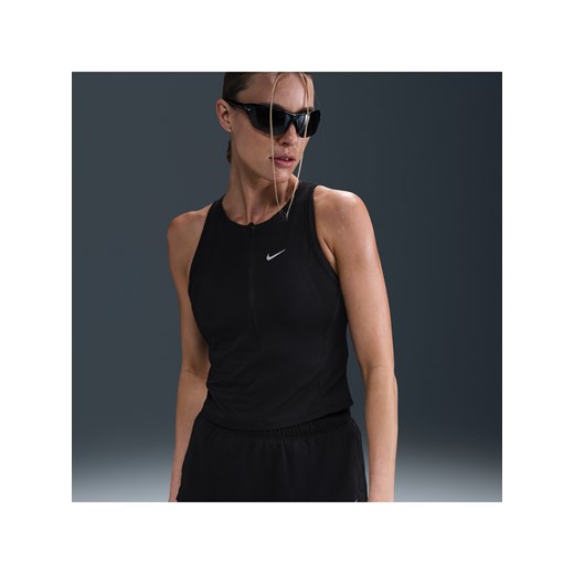 Damska koszulka bez rękawów Dri-FIT Nike - Czerń ze sklepu Nike poland w kategorii Bluzki damskie - zdjęcie 180449881