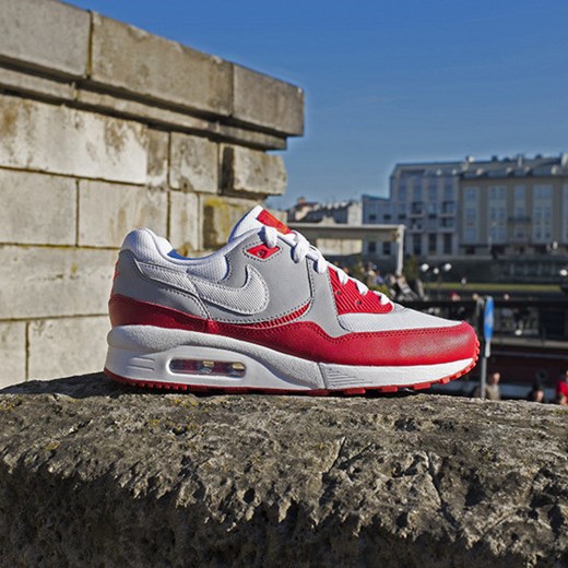 BUTY NIKE AIR MAX LIGHT (GS) 653823 102 sneakerstudio-pl szary do biegania