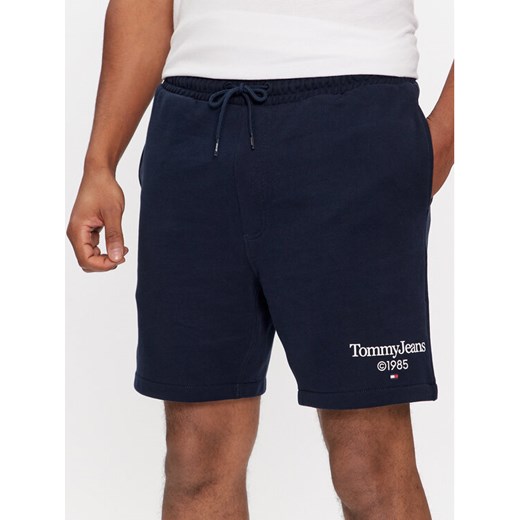 Tommy Jeans Szorty sportowe Tjm Entry Graphic DM0DM19153 Granatowy Regular Fit ze sklepu MODIVO w kategorii Spodenki męskie - zdjęcie 181042791