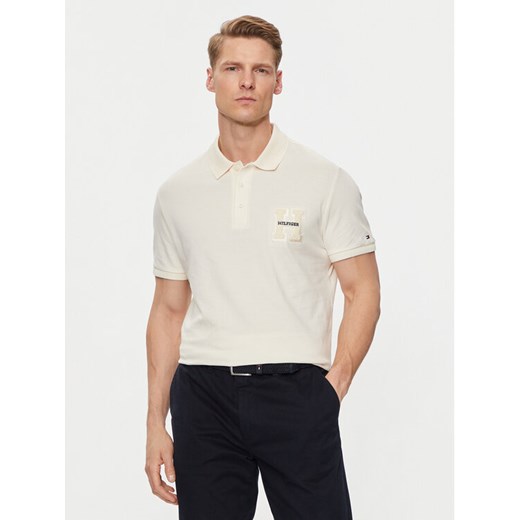 Tommy Hilfiger Polo Boucle Embro MW0MW34771 Beżowy Regular Fit ze sklepu MODIVO w kategorii T-shirty męskie - zdjęcie 181104484