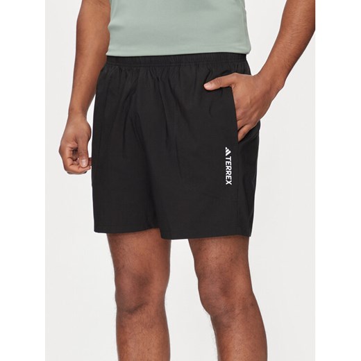 adidas Szorty sportowe Terrex Multi HM4013 Czarny Regular Fit ze sklepu MODIVO w kategorii Spodenki męskie - zdjęcie 181143992