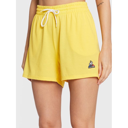 Le Coq Sportif Szorty sportowe 2220582 Żółty Regular Fit ze sklepu MODIVO w kategorii Szorty - zdjęcie 181150531