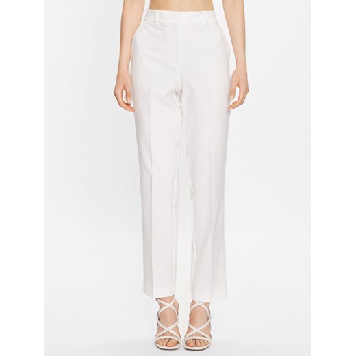 Selected Femme Spodnie materiałowe 16088026 Biały Straight Fit ze sklepu MODIVO w kategorii Spodnie damskie - zdjęcie 181178054