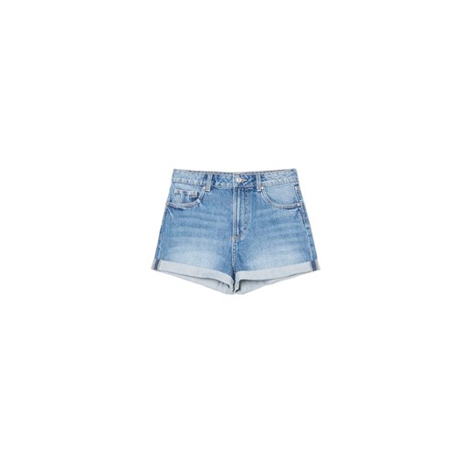 Cropp - Jeansowe szorty mom z podwiniętymi nogawkami - niebieski ze sklepu Cropp w kategorii Szorty - zdjęcie 181213392