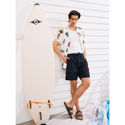 Czarne spodenki męskie Sinsay bawełniane 