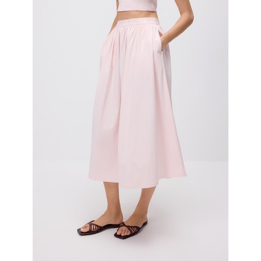 Reserved - Rozkloszowana spódnica midi - pastelowy róż ze sklepu Reserved w kategorii Spódnice - zdjęcie 181225420