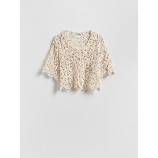 Beżowy sweter damski Reserved w serek 