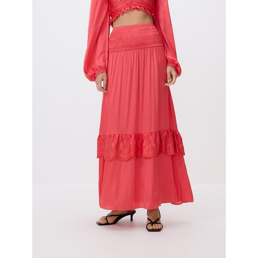 Spódnica Reserved z haftami midi wiosenna 