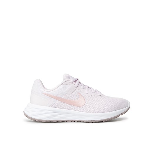 Buty do biegania Nike Revolution 6 Nn DC3729 500 Fioletowy ze sklepu eobuwie.pl w kategorii Buty sportowe damskie - zdjęcie 181257401