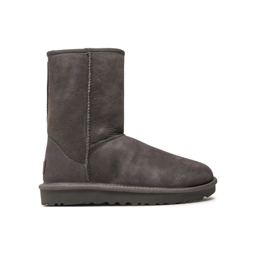 Śniegowce Ugg W Classic Short II 1016223 Szary ze sklepu eobuwie.pl w kategorii Śniegowce damskie - zdjęcie 181274334