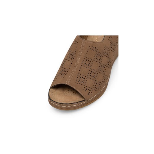 Sandały Clara Barson WYL05010-31 Brązowy Clara Barson 40 eobuwie.pl
