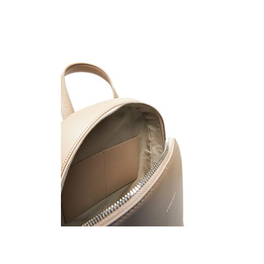 Plecak Calvin Klein Ck Mixmedia Backpack_Mono K60K613184 Beżowy Calvin Klein 00 eobuwie.pl