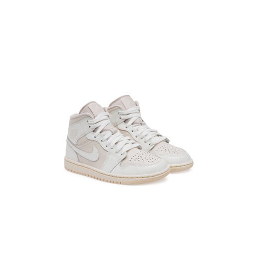 Sneakersy Nike Wmns Air Jordan 1 Mid BQ6472 201 Beżowy Nike 38_5 eobuwie.pl