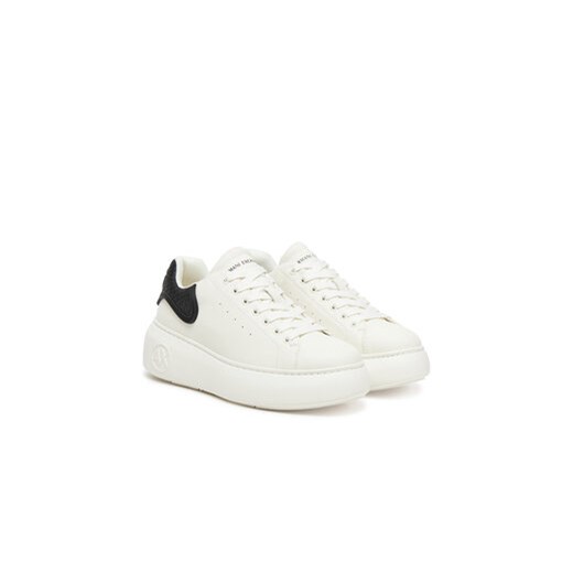Sneakersy Armani Exchange XDX188 XV937 N480 Biały Armani Exchange 38 eobuwie.pl