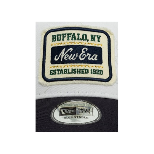 Czapka z daszkiem New Era Patch Distressed 60603673 Biały New Era OS eobuwie.pl