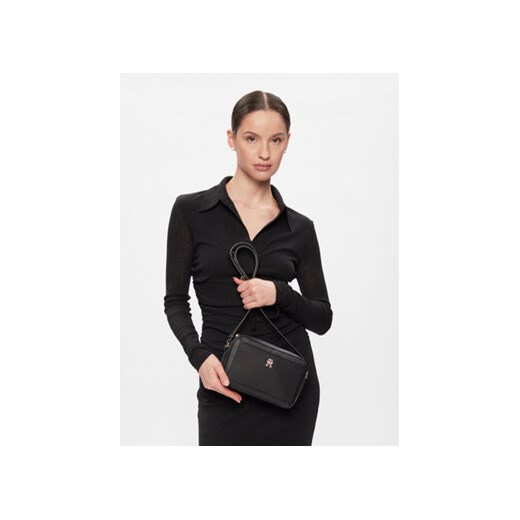 Torebka Tommy Hilfiger Th Essential S Crossover AW0AW15716 Czarny Tommy Hilfiger 00 eobuwie.pl