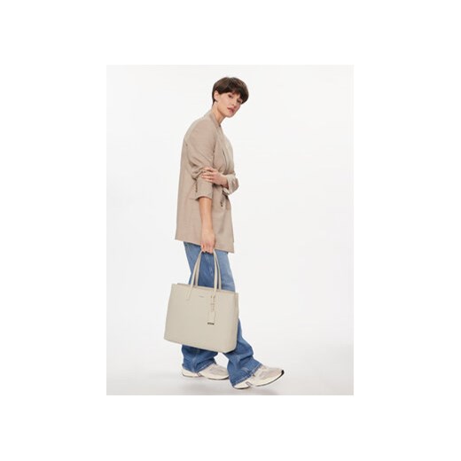 Torebka Calvin Klein Ck Must Shopper Md_Pu/Nubuck K60K611677 Szary Calvin Klein 00 eobuwie.pl