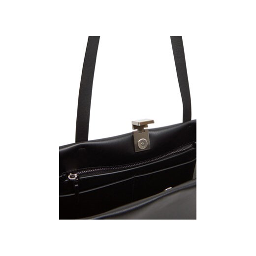 Torebka Calvin Klein Ck Narrate E/W Shoulder Bag K60K612987 Czarny Calvin Klein 00 eobuwie.pl