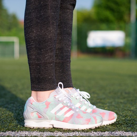 BUTY ADIDAS ORIGINALS ZX FLUX M19456 sneakerstudio-pl zielony kwiatowy