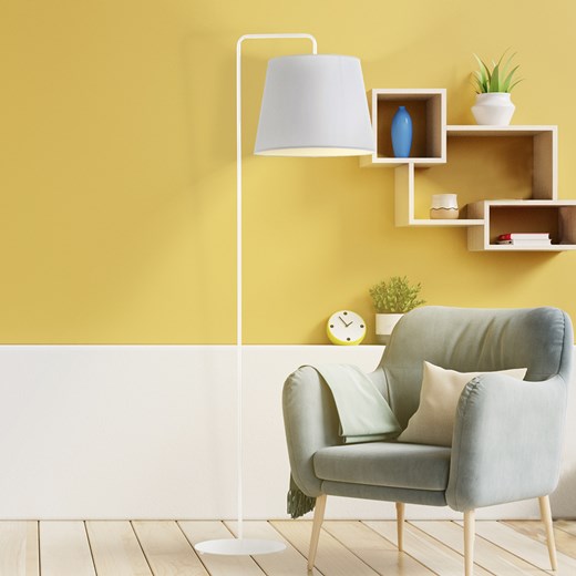 Lampa stojąca w stylu skandynawskim RIJAD ze sklepu Lysne w kategorii Lampy podłogowe - zdjęcie 181851084