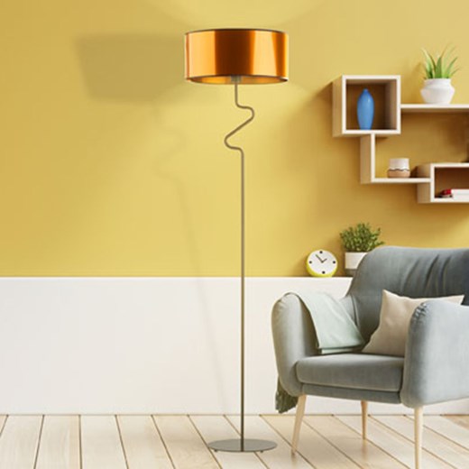 Industrialna lampa stojąca do czytania w salonie MORONI MIRROR w czarno-miedzianej kolorystyce ze sklepu Lysne w kategorii Lampy podłogowe - zdjęcie 181860810