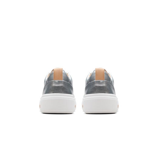 Sneakersy Clarks Hollyhock Walk 26176310 Srebrny Clarks 41 eobuwie.pl