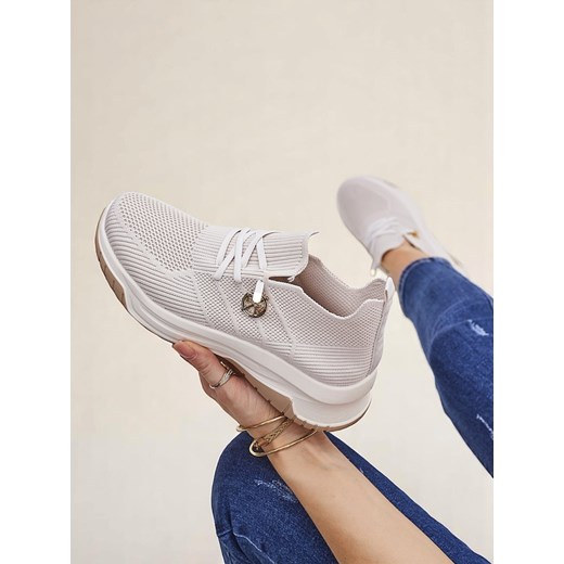 Royalfashion Wsuwane damskie materiałowe buty sportowe Teletta ze sklepu royalfashion.pl w kategorii Buty sportowe damskie - zdjęcie 181908704