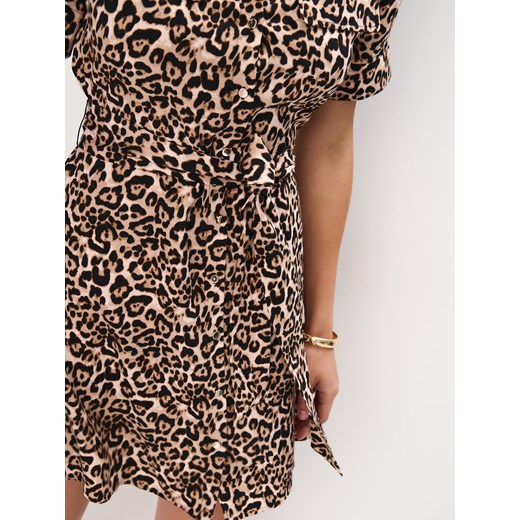 Mohito - Koszulowa sukienka mini w panterkę - czarny Mohito 36 Mohito