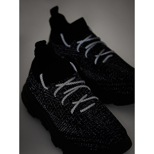 Reserved - Sportowe sneakersy - czarny ze sklepu Reserved w kategorii Buty sportowe męskie - zdjęcie 181913403