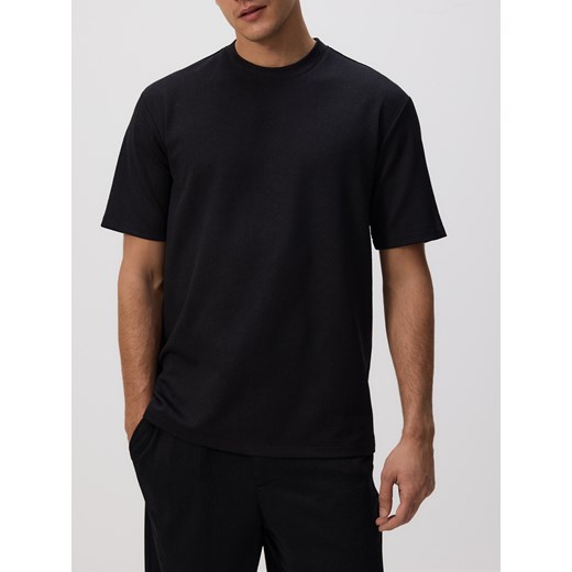 Reserved - Strukturalny t-shirt comfort fit - czarny ze sklepu Reserved w kategorii T-shirty męskie - zdjęcie 181914590