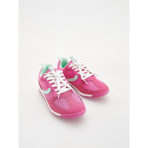 Reserved - Sneakersy z łączonych materiałów - fuksja ze sklepu Reserved w kategorii Buty sportowe dziecięce - zdjęcie 181916174