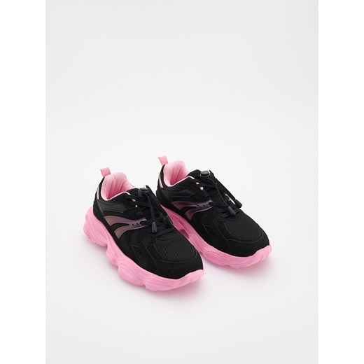Reserved - Buty sportowe z neonowymi wstawkami - czarny ze sklepu Reserved w kategorii Buty sportowe dziecięce - zdjęcie 181916202