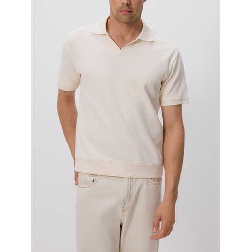 Reserved - Koszulka polo comfort fit - złamana biel ze sklepu Reserved w kategorii T-shirty męskie - zdjęcie 181916944