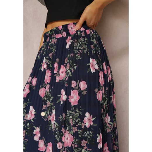 Granatowa Spódnica Ozdobiona Plisami z Gumką w Pasie i Elastyczną Podszewką Renee ONE SIZE renee.pl
