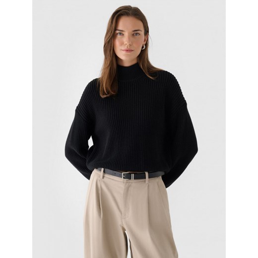 Damski sweter Outhorn OTHWAW24TSWEF089 - czarny ze sklepu Sportstylestory.com w kategorii Swetry damskie - zdjęcie 181943792