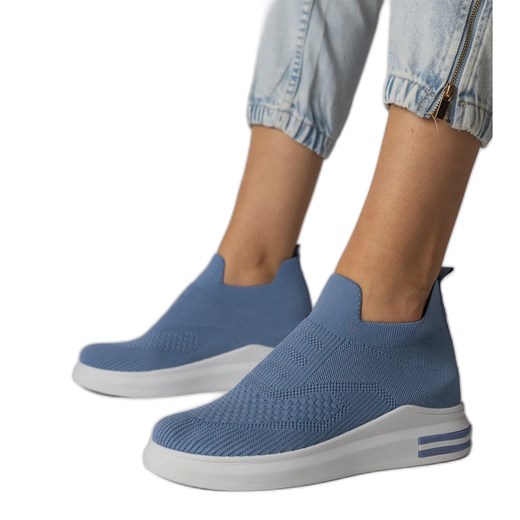 Niebieskie sneakersy skarpetkowe wsuwane ze sklepu ButyModne.pl w kategorii Buty sportowe damskie - zdjęcie 181955690