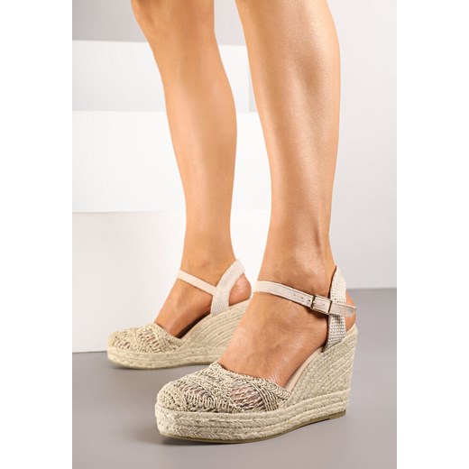 Jasnobeżowe Sandały z Szydełkową Cholewką na Plecionym Koturnie Flearella ze sklepu renee.pl w kategorii Espadryle damskie - zdjęcie 181968332
