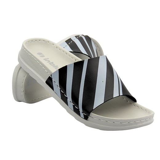 Gumowe klapki damskie czarne Inblu UF-08 ze sklepu ulubioneobuwie w kategorii Klapki damskie - zdjęcie 181975871