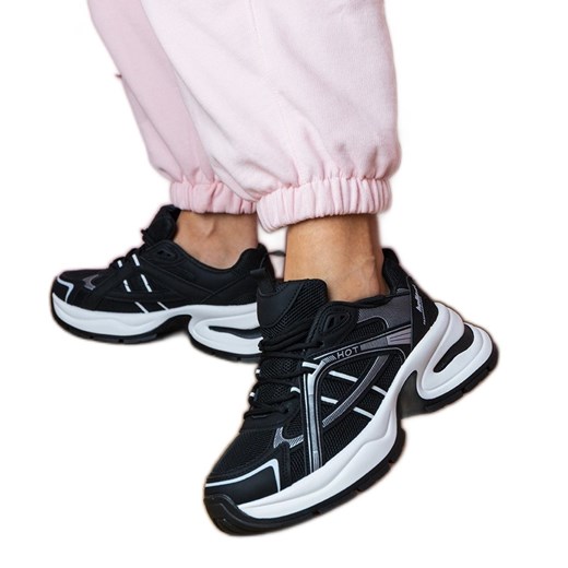 Czarne sneakersy sportowe na masywnej podeszwie ze sklepu ButyModne.pl w kategorii Buty sportowe damskie - zdjęcie 181984784