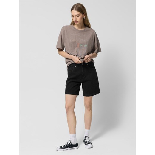 Damskie spodenki jeansowe Outhorn OTHWSS24TSHOF398 - czarne ze sklepu Sportstylestory.com w kategorii Szorty - zdjęcie 181999453