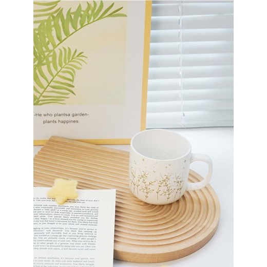 Sinsay - Porcelanowy kubek z delikatnym motywem roślinnym - różowy ze sklepu Sinsay w kategorii Kubki - zdjęcie 182012863