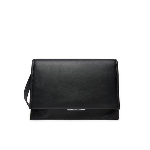 Torebka Calvin Klein Ck Linear Shoulder Bag K60K612158 Czarny Calvin Klein 00 eobuwie.pl