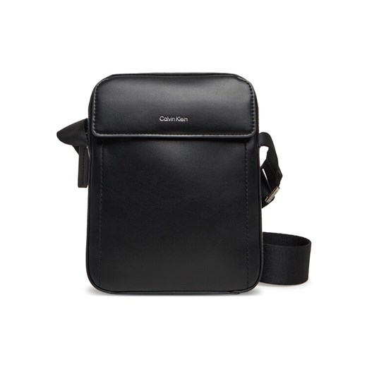 Saszetka Calvin Klein Ck Sleek Reporter S K50K512966 Czarny ze sklepu eobuwie.pl w kategorii Torby męskie - zdjęcie 182029632