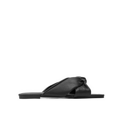 Klapki ONLY Shoes Onlmillie-4 15320205 Czarny ze sklepu eobuwie.pl w kategorii Klapki damskie - zdjęcie 182030162