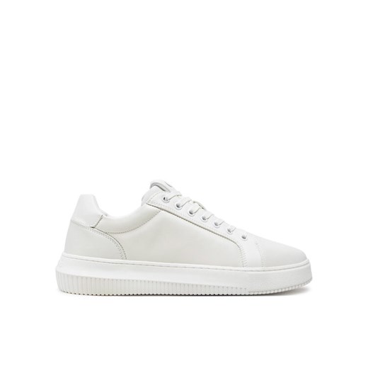 Sneakersy Calvin Klein Jeans Chunky YM0YM01124 Biały ze sklepu eobuwie.pl w kategorii Buty sportowe męskie - zdjęcie 182035894