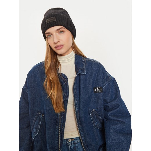 Czapka Calvin Klein K60K612594 Czarny ze sklepu eobuwie.pl w kategorii Czapki zimowe damskie - zdjęcie 182036782