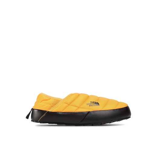 Kapcie The North Face Thermoball Traction Mule V NF0A3UZNZU31 Żółty ze sklepu eobuwie.pl w kategorii Kapcie męskie - zdjęcie 182037003