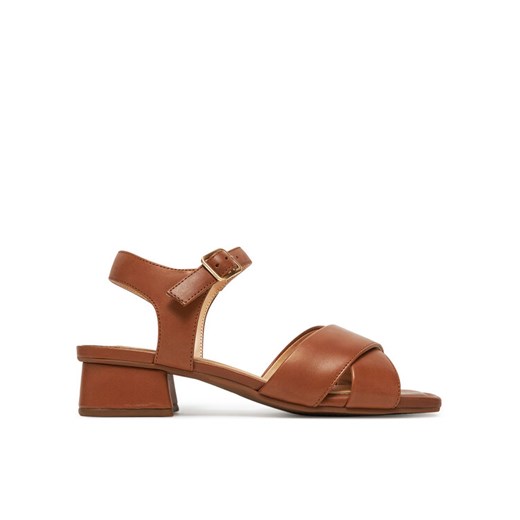 Sandały Clarks Serina35 Cross 26181346 Brązowy ze sklepu eobuwie.pl w kategorii Sandały damskie - zdjęcie 182042431