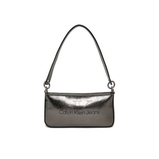 Torebka Calvin Klein Jeans Sculpted Shoulder K60K612732 Srebrny ze sklepu eobuwie.pl w kategorii Torebki damskie - zdjęcie 182043130
