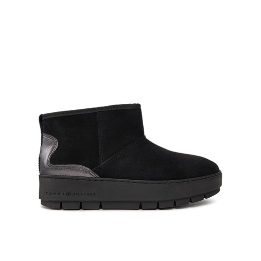 Śniegowce Tommy Hilfiger Metallic Suede Snowboot FW0FW07850 Czarny ze sklepu eobuwie.pl w kategorii Śniegowce damskie - zdjęcie 182046512